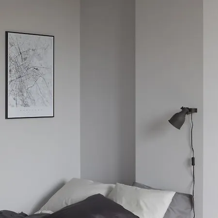 Shortstaypoland Pulawska Apartment *