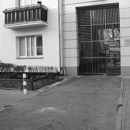 Shortstaypoland Pulawska Apartment