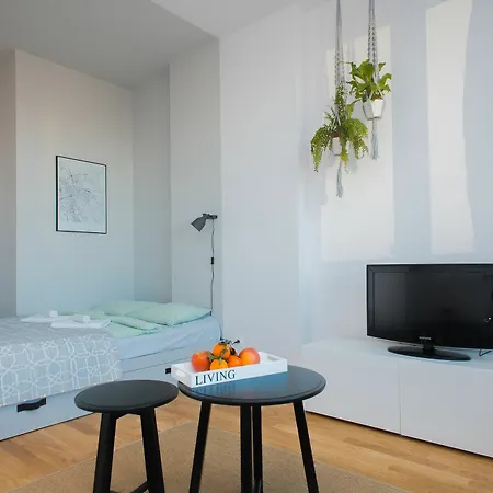 Apartment Shortstaypoland Pulawska *